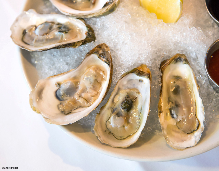 Oysters, best steakhouses in NYC